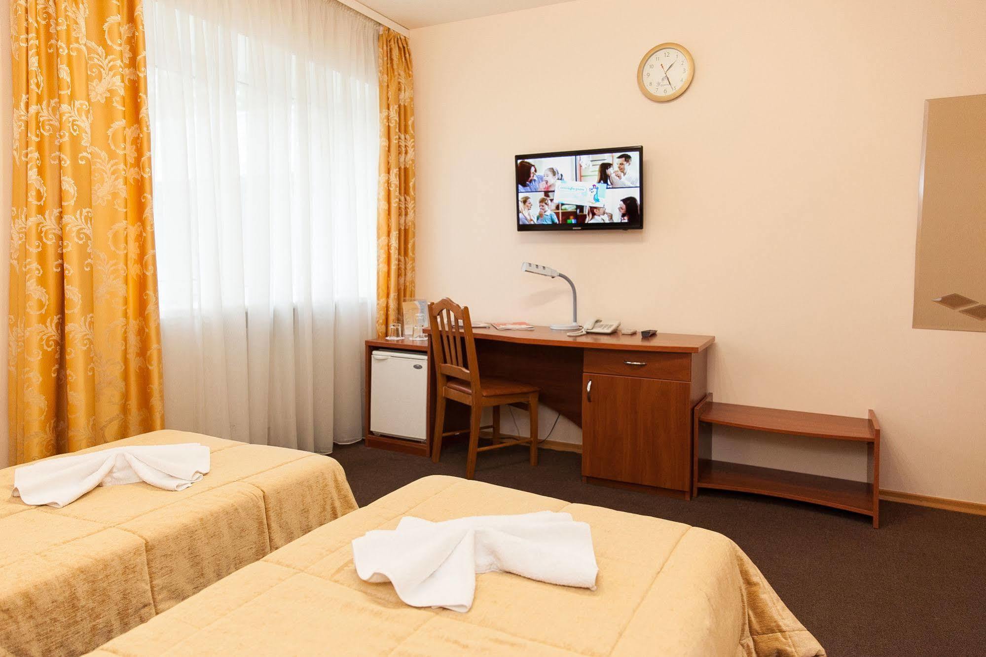 U Fontana Hotel Minsk Exterior foto